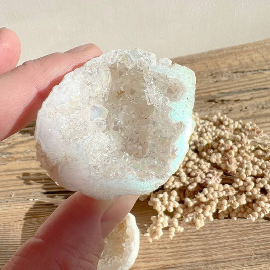 Angel Aura Geode - DIY SPIRIT #