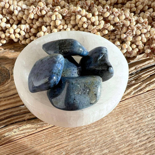 Dumortierit Trommelstein - DIY SPIRIT #