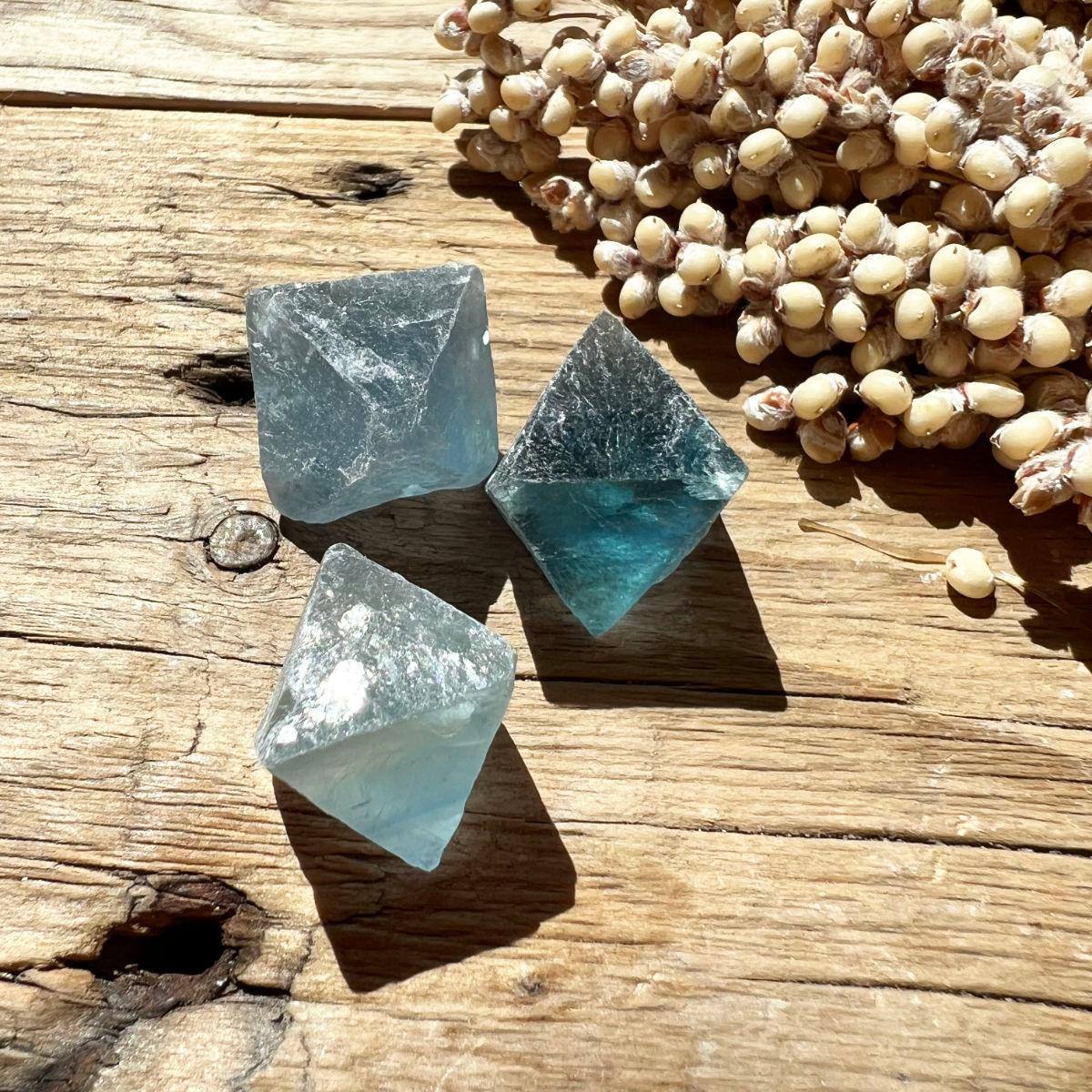 Fluorit Oktaeder (blau) - DIY SPIRIT #