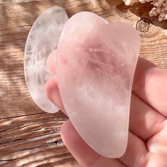 Rosenquarz Gua Sha - DIY SPIRIT #