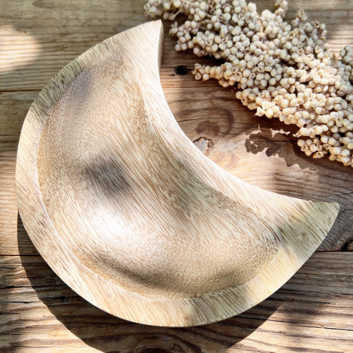 aufbewahrung heilsteine Mondschale aus Mangoholz