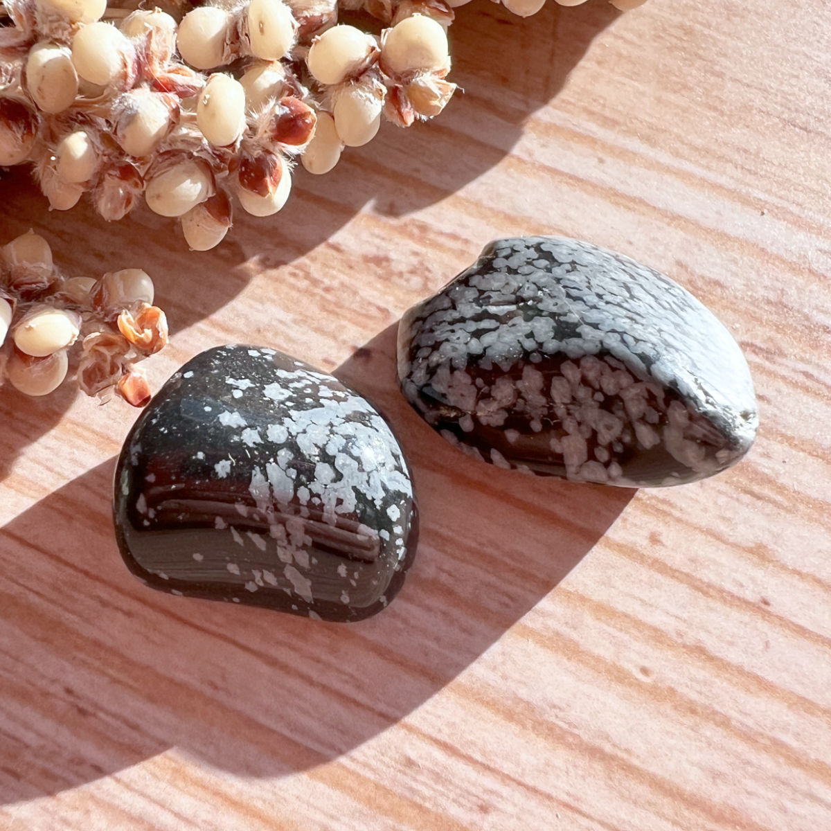 Schneeflockenobsidian Trommelstein