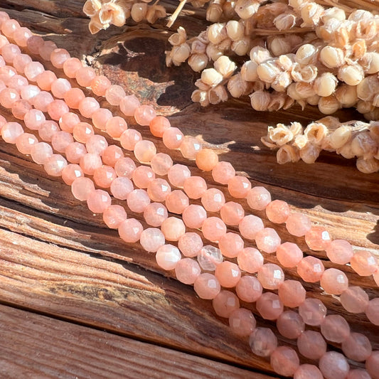 Sonnenstein Perlen (facettiert, 4mm)