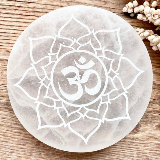 Selenit Ladeplatte Om - DIY SPIRIT #