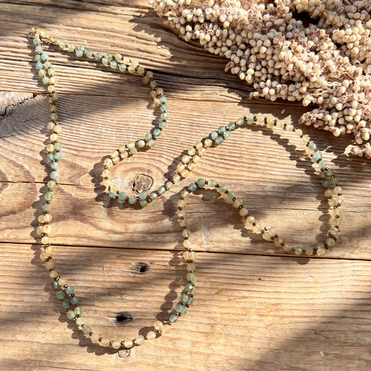Tantric Necklace aus Edelsteinperlen