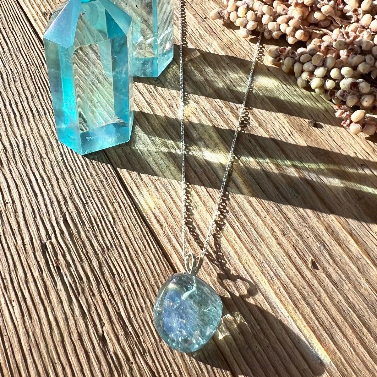 Aqua Aura Halskette - DIY SPIRIT