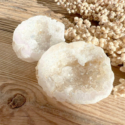 Angel Aura Geode - DIY SPIRIT #