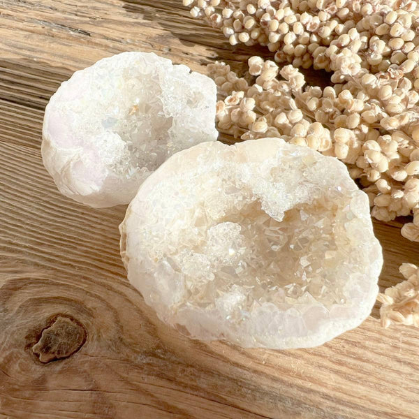 Angel Aura Geode - DIY SPIRIT #