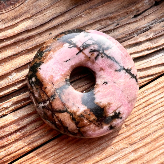 Rhodonit Donut-Anhänger