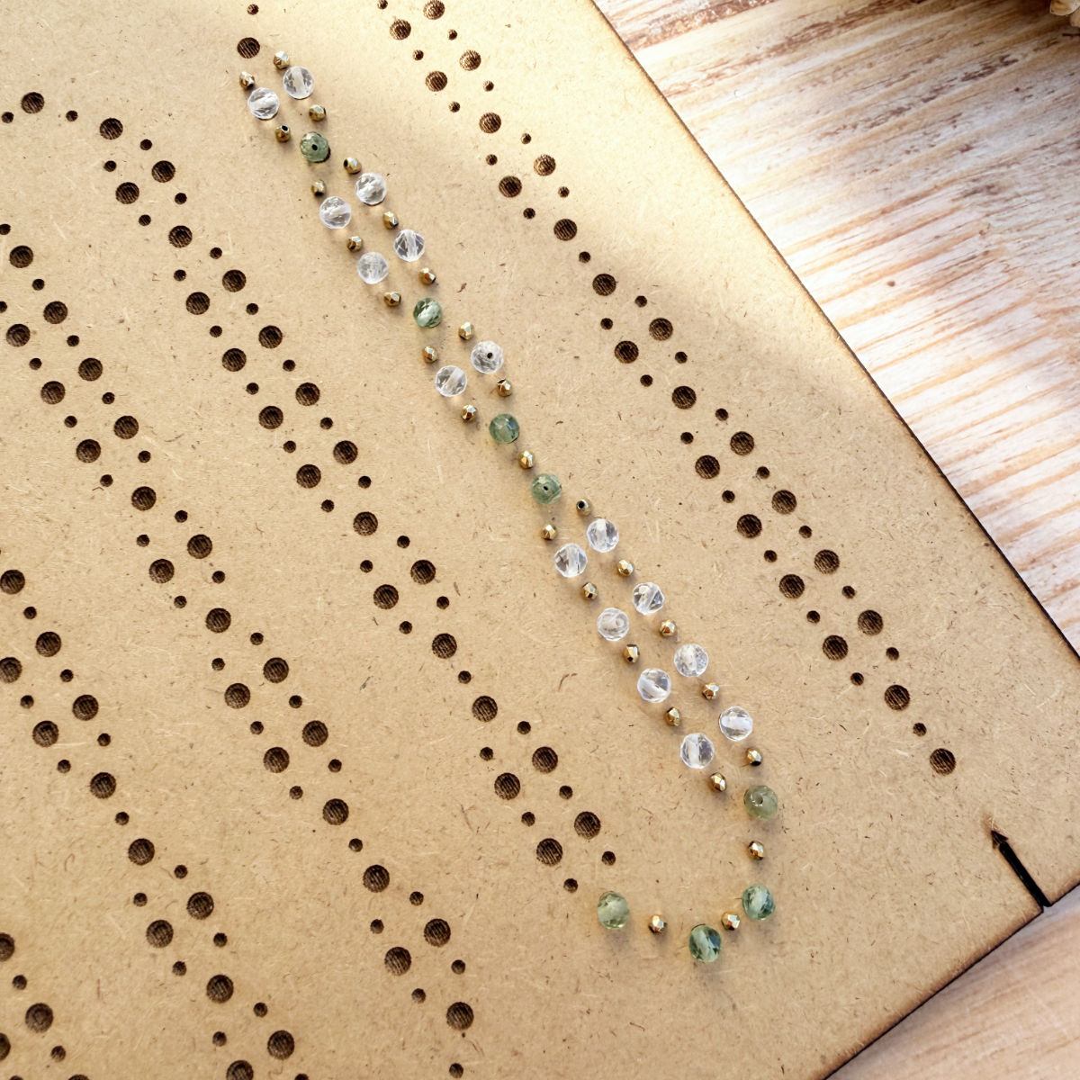 Awake Tantric Necklace DIY-Set – Materialien zum Selberknüpfen der Tantric Necklace
