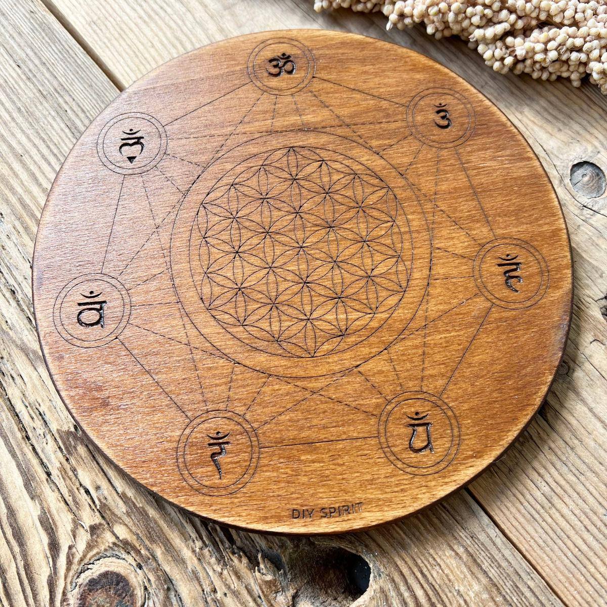 Crystal Grid Board (Chakra) - DIY SPIRIT