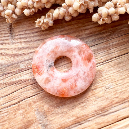 Sonnenstein Donut-Anhänger