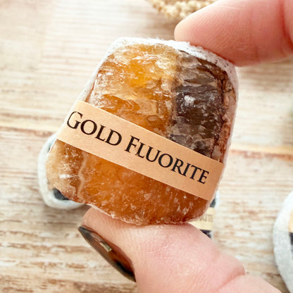 Fluorit Rohstein (farbsortiert)