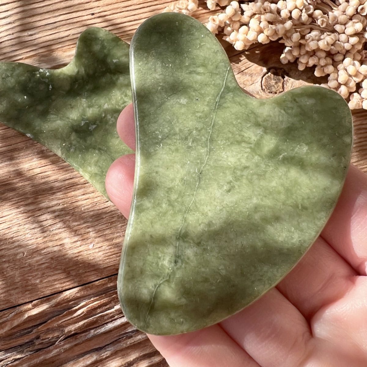 Grüne Jade Gua Sha - DIY SPIRIT