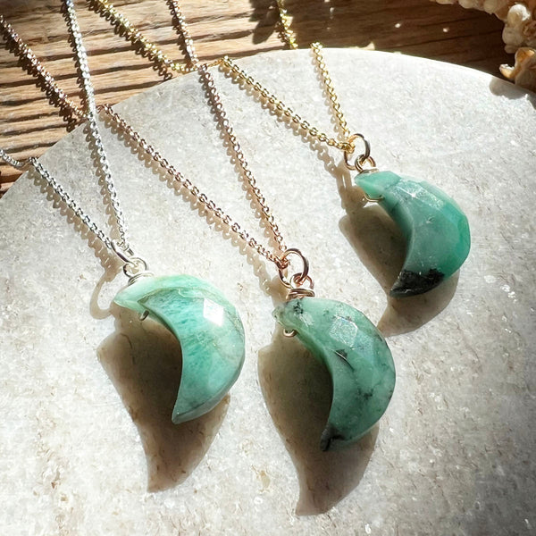 Smaragd Moon Halskette - DIY SPIRIT #