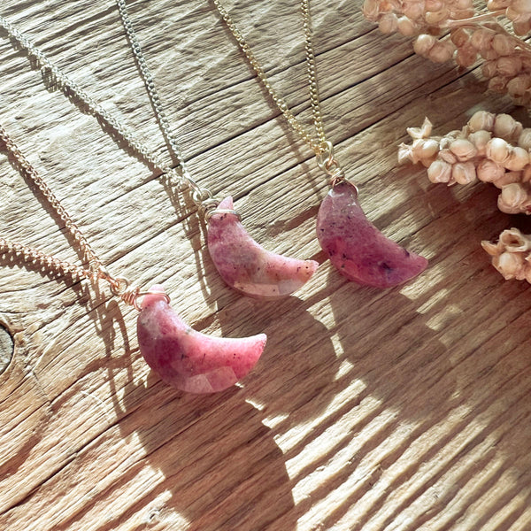 Rhodonit Moon Halskette - DIY SPIRIT #