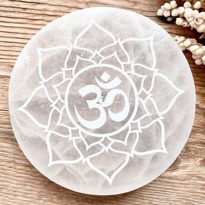 Selenit Ladeplatte Om - DIY SPIRIT #