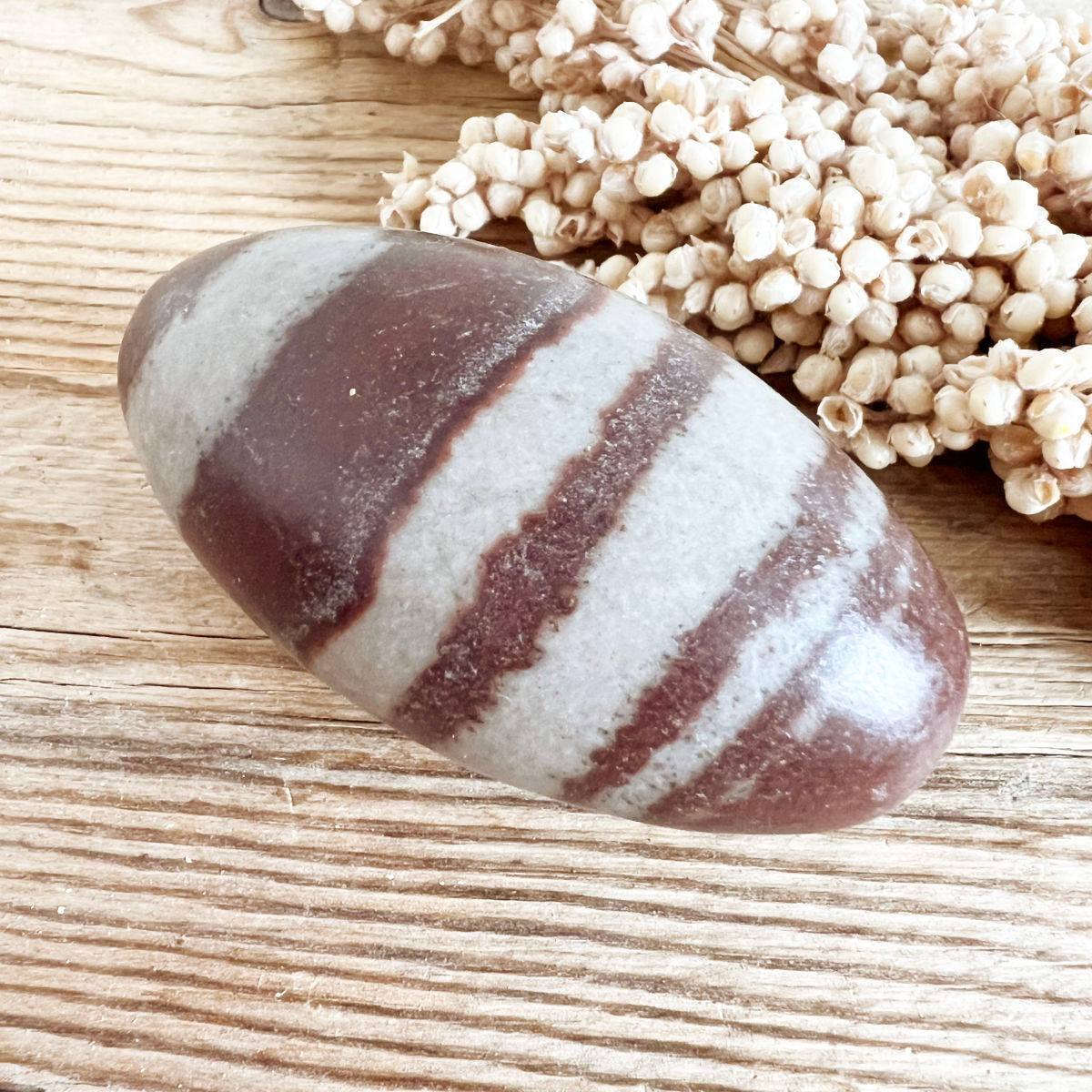 Shiva Lingam Stein - DIY SPIRIT #