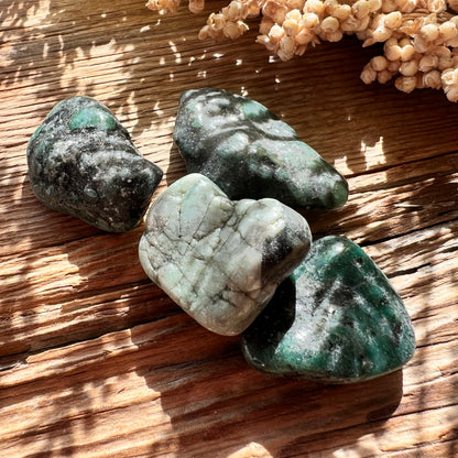 Smaragd Trommelstein - DIY SPIRIT #
