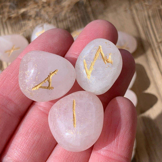 ROSENQUARZ Runen-Set - DIY SPIRIT
